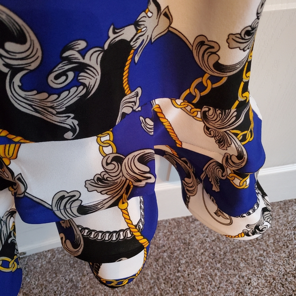 Dress - Picture 3 of 10
